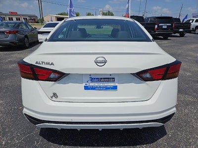 2025 Nissan Altima SV