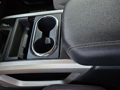2023 Nissan Titan SV