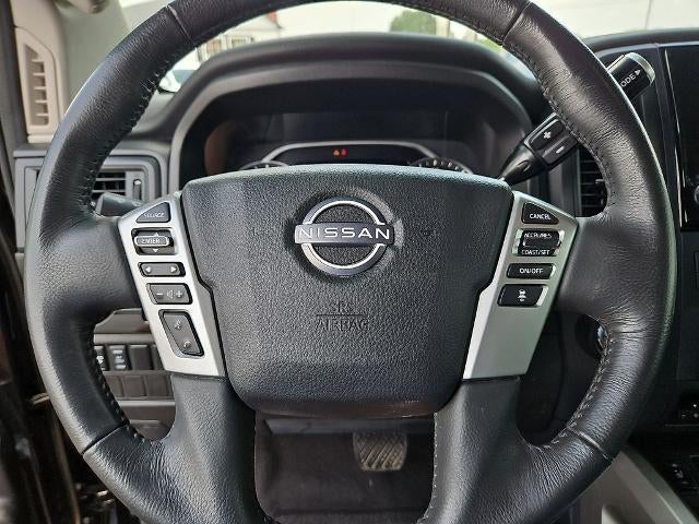 2023 Nissan Titan SV