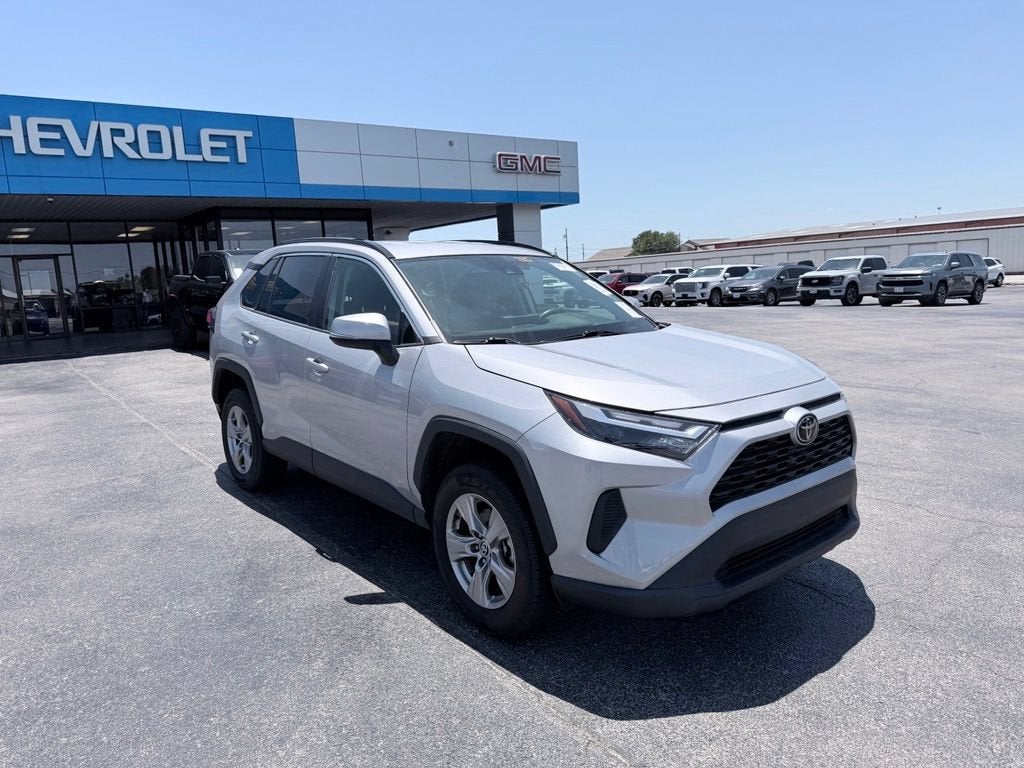 2024 Toyota RAV4 XLE