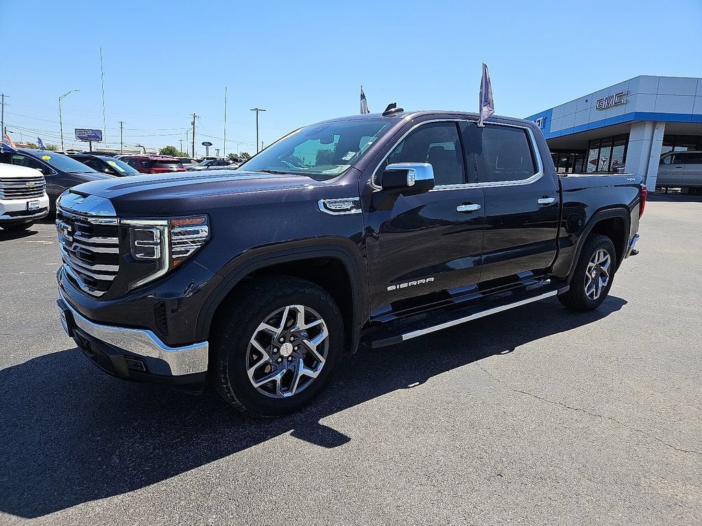 2022 GMC Sierra 1500 SLT