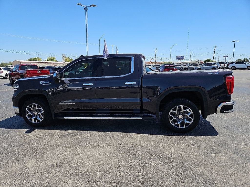 2022 GMC Sierra 1500 SLT