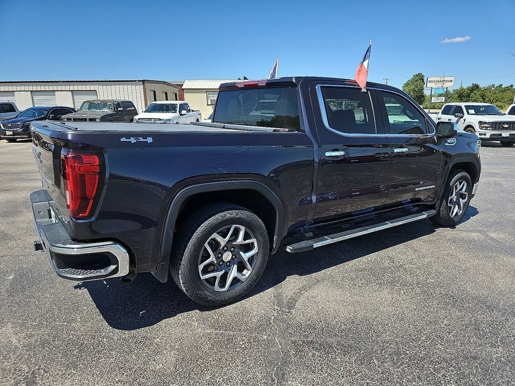 2022 GMC Sierra 1500 SLT