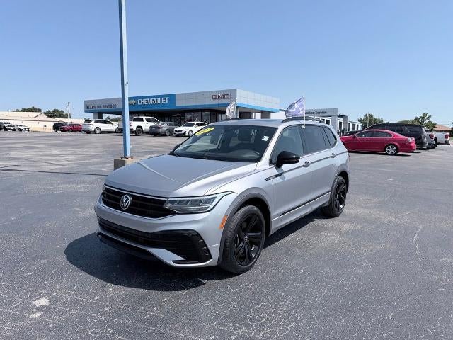 2023 Volkswagen Tiguan SE R-Line Black