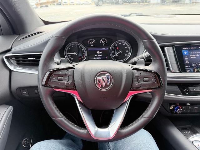 2022 Buick Enclave Essence