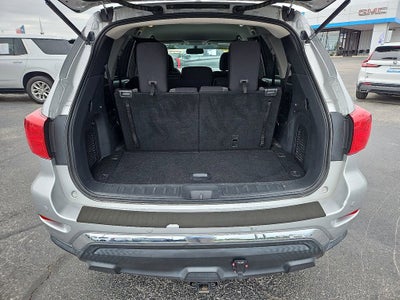 2018 Nissan Pathfinder SV