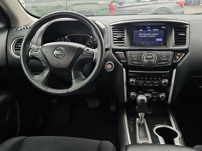 2018 Nissan Pathfinder SV