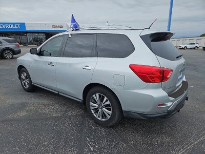 2018 Nissan Pathfinder SV