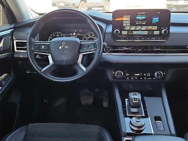 2022 Mitsubishi Outlander SE