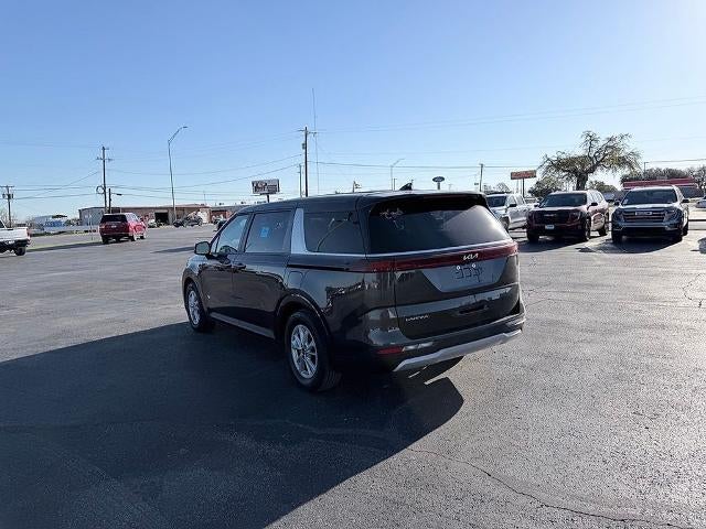 2024 Kia Carnival LX
