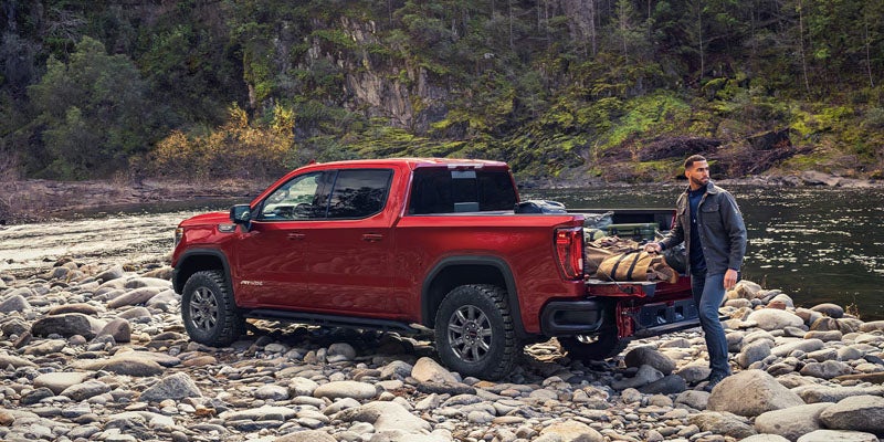 GMC Sierra 1500 powerful V8 engine performance
